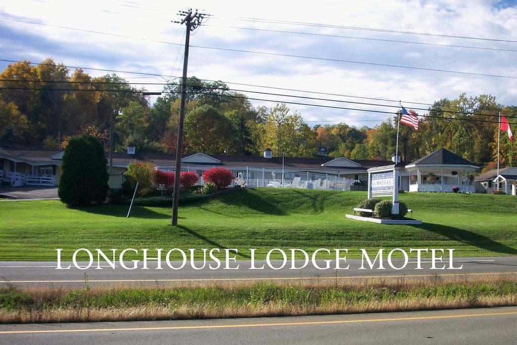 Longhouse Lodge Motel Watkins Glen Exteriör bild