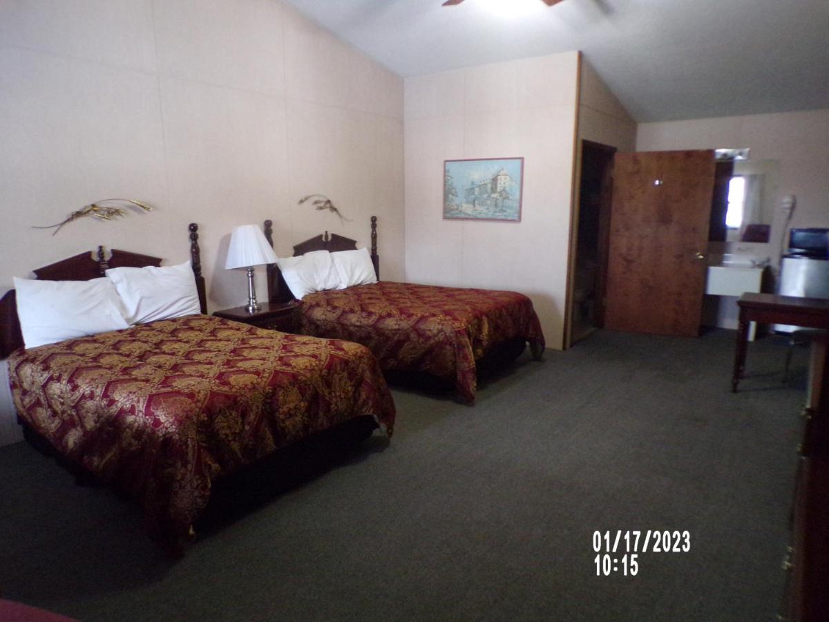 Longhouse Lodge Motel Watkins Glen Exteriör bild